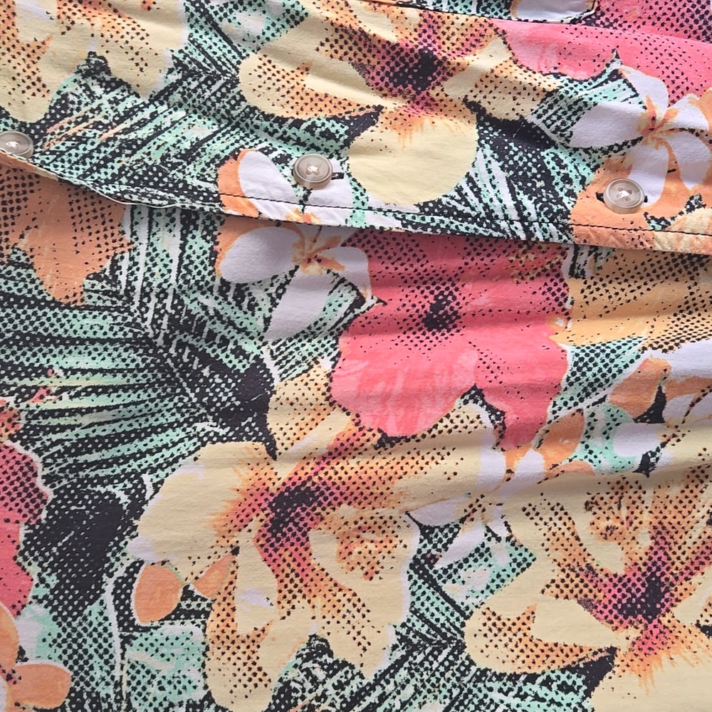 Floral Button-Up - Picture 4 of 4